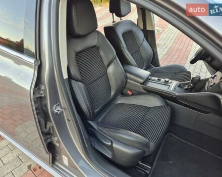 Серый Рено Talisman, объемом двигателя 1.6 л и пробегом 200 тыс. км за 12600 $, фото 33 на Automoto.ua