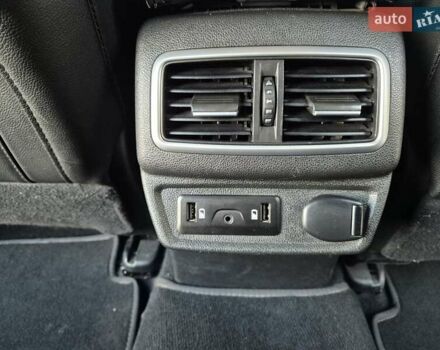 Серый Рено Talisman, объемом двигателя 1.6 л и пробегом 200 тыс. км за 12600 $, фото 37 на Automoto.ua