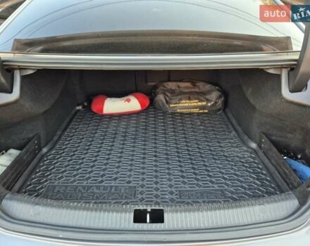 Серый Рено Talisman, объемом двигателя 1.6 л и пробегом 200 тыс. км за 12600 $, фото 42 на Automoto.ua