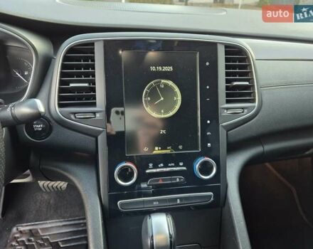 Серый Рено Talisman, объемом двигателя 1.6 л и пробегом 200 тыс. км за 12600 $, фото 19 на Automoto.ua