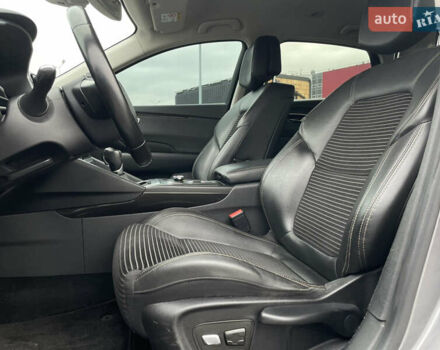 Сірий Рено Talisman, об'ємом двигуна 1.6 л та пробігом 174 тис. км за 12300 $, фото 11 на Automoto.ua