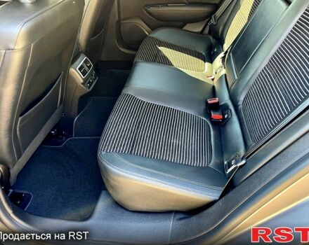 Серый Рено Talisman, объемом двигателя 1.6 л и пробегом 180 тыс. км за 14700 $, фото 9 на Automoto.ua