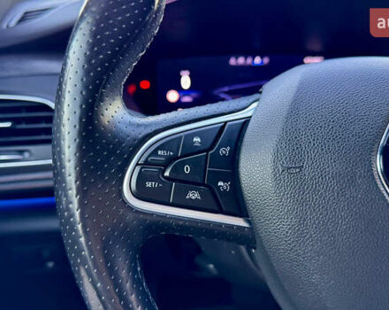 Сірий Рено Talisman, об'ємом двигуна 2 л та пробігом 210 тис. км за 21099 $, фото 44 на Automoto.ua