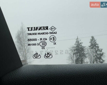 Серый Рено Talisman, объемом двигателя 2 л и пробегом 200 тыс. км за 21177 $, фото 116 на Automoto.ua