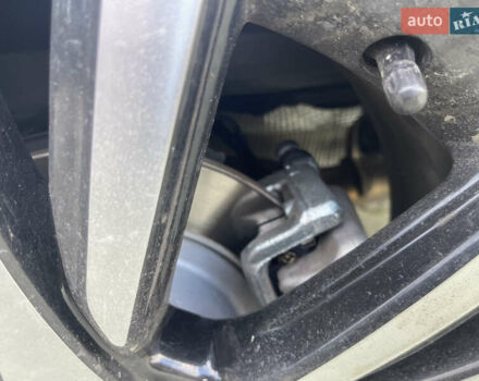 Сірий Рено Talisman, об'ємом двигуна 2 л та пробігом 6 тис. км за 30000 $, фото 22 на Automoto.ua