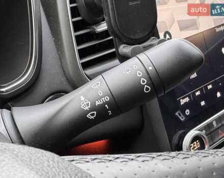 Серый Рено Talisman, объемом двигателя 2 л и пробегом 200 тыс. км за 21177 $, фото 102 на Automoto.ua