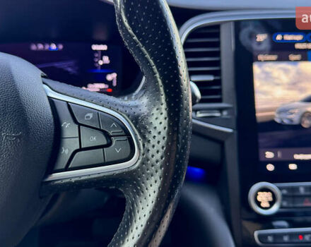 Сірий Рено Talisman, об'ємом двигуна 2 л та пробігом 210 тис. км за 21099 $, фото 45 на Automoto.ua