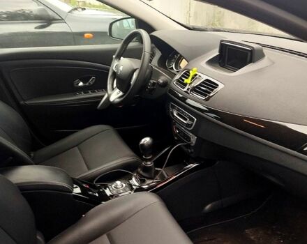 Сірий Рено Talisman, об'ємом двигуна 1.5 л та пробігом 298 тис. км за 10000 $, фото 2 на Automoto.ua