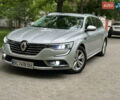 Серый Рено Talisman, объемом двигателя 1.6 л и пробегом 260 тыс. км за 12200 $, фото 1 на Automoto.ua
