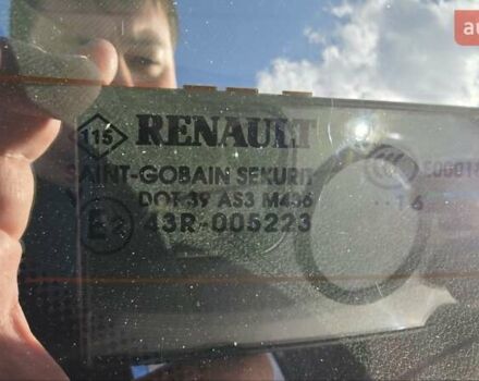 Сірий Рено Talisman, об'ємом двигуна 1.6 л та пробігом 276 тис. км за 14600 $, фото 44 на Automoto.ua
