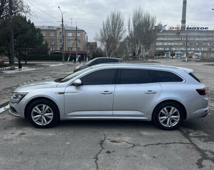 Серый Рено Talisman, объемом двигателя 1.6 л и пробегом 180 тыс. км за 13500 $, фото 3 на Automoto.ua