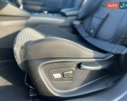 Серый Рено Talisman, объемом двигателя 2 л и пробегом 193 тыс. км за 14600 $, фото 24 на Automoto.ua