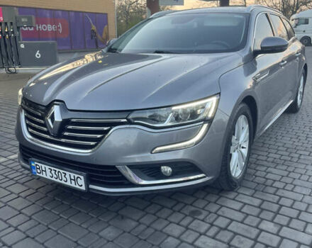 Серый Рено Talisman, объемом двигателя 1.46 л и пробегом 245 тыс. км за 12500 $, фото 1 на Automoto.ua