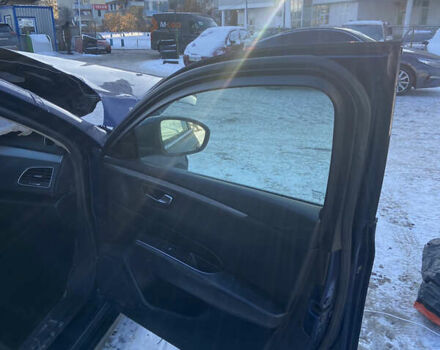 Синий Рено Talisman, объемом двигателя 1.5 л и пробегом 305 тыс. км за 6899 $, фото 9 на Automoto.ua