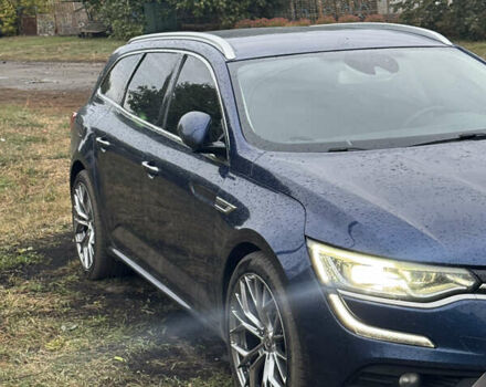 Синий Рено Talisman, объемом двигателя 1.6 л и пробегом 157 тыс. км за 14000 $, фото 2 на Automoto.ua