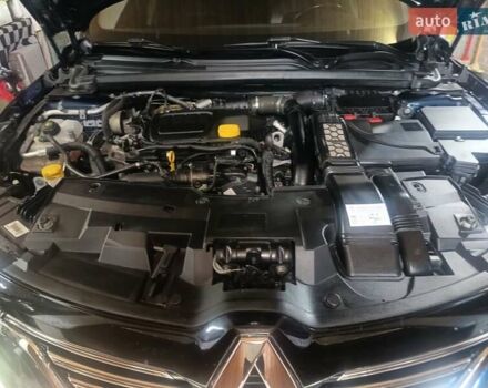 Синий Рено Talisman, объемом двигателя 1.6 л и пробегом 177 тыс. км за 15500 $, фото 4 на Automoto.ua