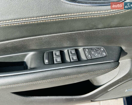 Синій Рено Talisman, об'ємом двигуна 2 л та пробігом 180 тис. км за 18700 $, фото 27 на Automoto.ua