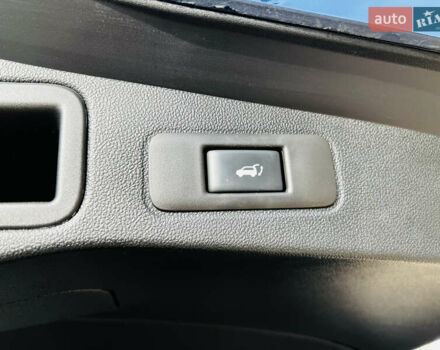 Синій Рено Talisman, об'ємом двигуна 2 л та пробігом 180 тис. км за 18700 $, фото 64 на Automoto.ua