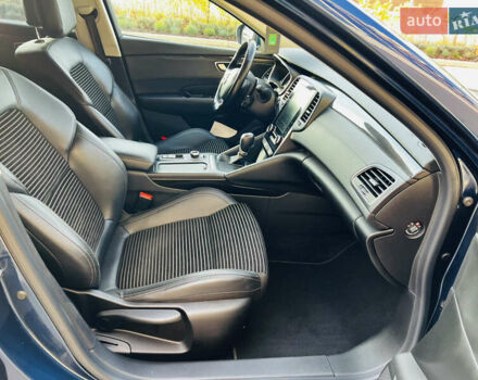 Синій Рено Talisman, об'ємом двигуна 2 л та пробігом 180 тис. км за 18700 $, фото 54 на Automoto.ua