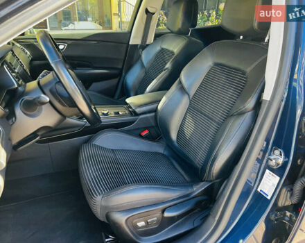 Синий Рено Talisman, объемом двигателя 2 л и пробегом 180 тыс. км за 18700 $, фото 24 на Automoto.ua