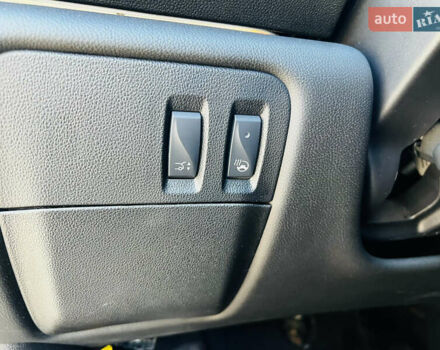 Синий Рено Talisman, объемом двигателя 2 л и пробегом 180 тыс. км за 18700 $, фото 28 на Automoto.ua