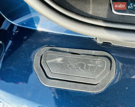 Синій Рено Talisman, об'ємом двигуна 2 л та пробігом 180 тис. км за 18700 $, фото 65 на Automoto.ua