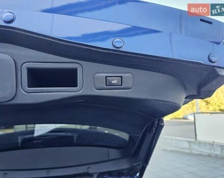 Рено Talisman 2020 в Луцке на Automoto.ua Синий Рено Talisman, объемом двигателя 2 л и пробегом 112 тыс. км за 19700 $, фото 42 на Automoto.ua