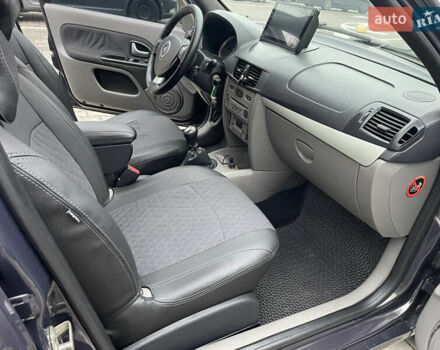 Коричневий Рено Талія, об'ємом двигуна 1.15 л та пробігом 153 тис. км за 4350 $, фото 14 на Automoto.ua