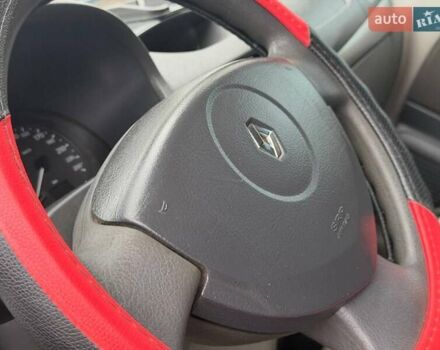 Красный Рено Талия, объемом двигателя 1.15 л и пробегом 180 тыс. км за 3650 $, фото 43 на Automoto.ua