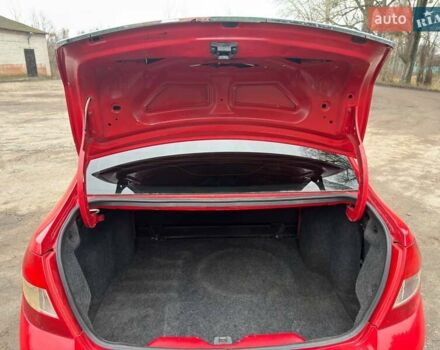 Красный Рено Талия, объемом двигателя 1.15 л и пробегом 180 тыс. км за 3650 $, фото 31 на Automoto.ua