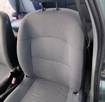 Зеленый Рено Талия, объемом двигателя 1.2 л и пробегом 118 тыс. км за 3800 $, фото 18 на Automoto.ua