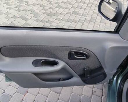 Зеленый Рено Талия, объемом двигателя 1.2 л и пробегом 118 тыс. км за 3800 $, фото 17 на Automoto.ua