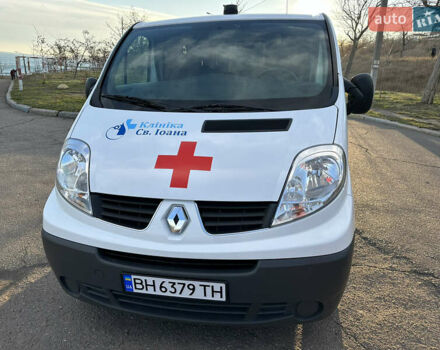Білий Рено Трафік, об'ємом двигуна 2 л та пробігом 400 тис. км за 13500 $, фото 4 на Automoto.ua