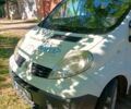 Білий Рено Трафік, об'ємом двигуна 2 л та пробігом 350 тис. км за 9409 $, фото 1 на Automoto.ua
