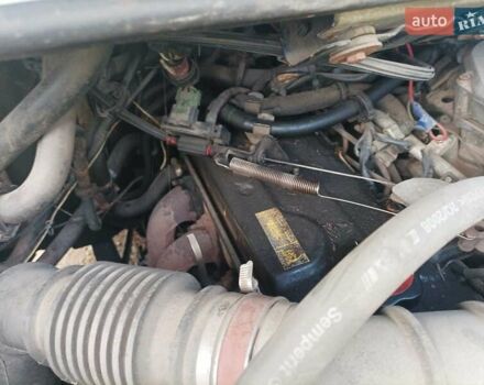 Білий Рено Трафік, об'ємом двигуна 2.2 л та пробігом 255 тис. км за 1600 $, фото 8 на Automoto.ua