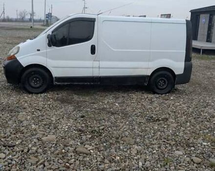 Белый Рено Трафик, объемом двигателя 1.87 л и пробегом 400 тыс. км за 4900 $, фото 2 на Automoto.ua