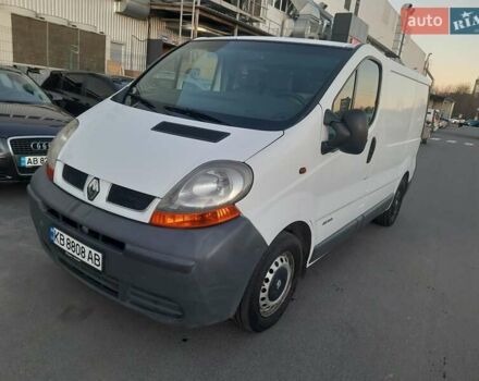 Белый Рено Трафик, объемом двигателя 1.9 л и пробегом 293 тыс. км за 5200 $, фото 3 на Automoto.ua