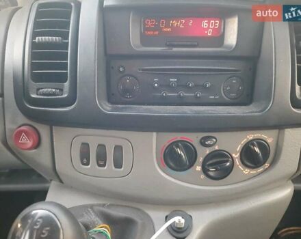 Белый Рено Трафик, объемом двигателя 1.9 л и пробегом 293 тыс. км за 5200 $, фото 7 на Automoto.ua