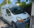 Белый Рено Трафик, объемом двигателя 2.5 л и пробегом 400 тыс. км за 3000 $, фото 1 на Automoto.ua
