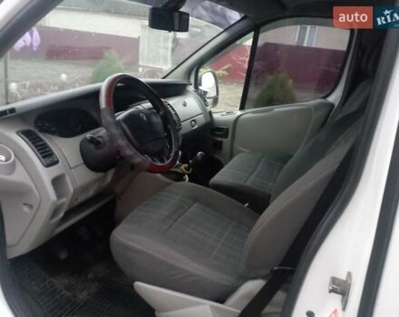 Білий Рено Трафік, об'ємом двигуна 2.46 л та пробігом 290 тис. км за 8200 $, фото 2 на Automoto.ua