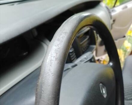 Белый Рено Трафик, объемом двигателя 2 л и пробегом 239 тыс. км за 9112 $, фото 12 на Automoto.ua
