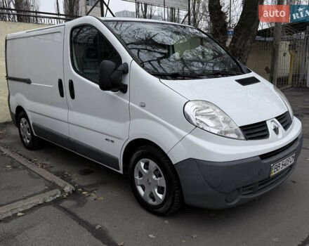 Білий Рено Трафік, об'ємом двигуна 2 л та пробігом 334 тис. км за 8500 $, фото 2 на Automoto.ua