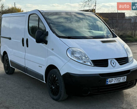 Білий Рено Трафік, об'ємом двигуна 2 л та пробігом 323 тис. км за 8300 $, фото 2 на Automoto.ua