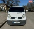 Белый Рено Трафик, объемом двигателя 2.46 л и пробегом 300 тыс. км за 7800 $, фото 5 на Automoto.ua
