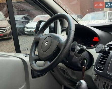 Білий Рено Трафік, об'ємом двигуна 2 л та пробігом 352 тис. км за 10500 $, фото 21 на Automoto.ua