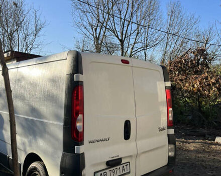Белый Рено Трафик, объемом двигателя 2 л и пробегом 400 тыс. км за 8500 $, фото 3 на Automoto.ua