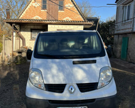 Белый Рено Трафик, объемом двигателя 2 л и пробегом 400 тыс. км за 8500 $, фото 6 на Automoto.ua