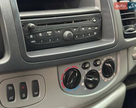 Білий Рено Трафік, об'ємом двигуна 2 л та пробігом 352 тис. км за 10500 $, фото 24 на Automoto.ua