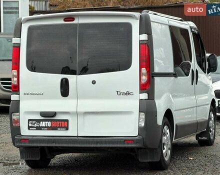 Білий Рено Трафік, об'ємом двигуна 2 л та пробігом 352 тис. км за 10500 $, фото 9 на Automoto.ua
