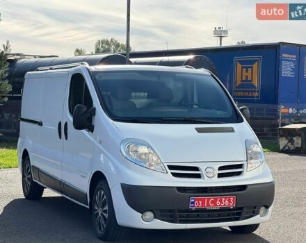 Белый Рено Трафик, объемом двигателя 2 л и пробегом 234 тыс. км за 9950 $, фото 5 на Automoto.ua